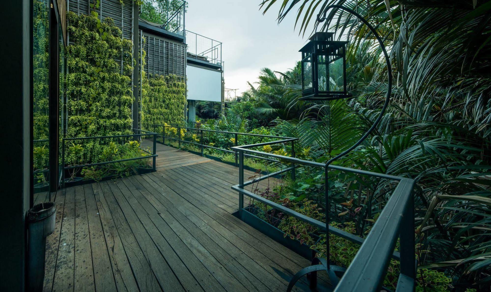 Hotel Bangkok Tree House Bang Kachao Exterior foto